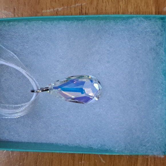 Early Morning Crystal Marquise Necklace - Picture 2 of 6